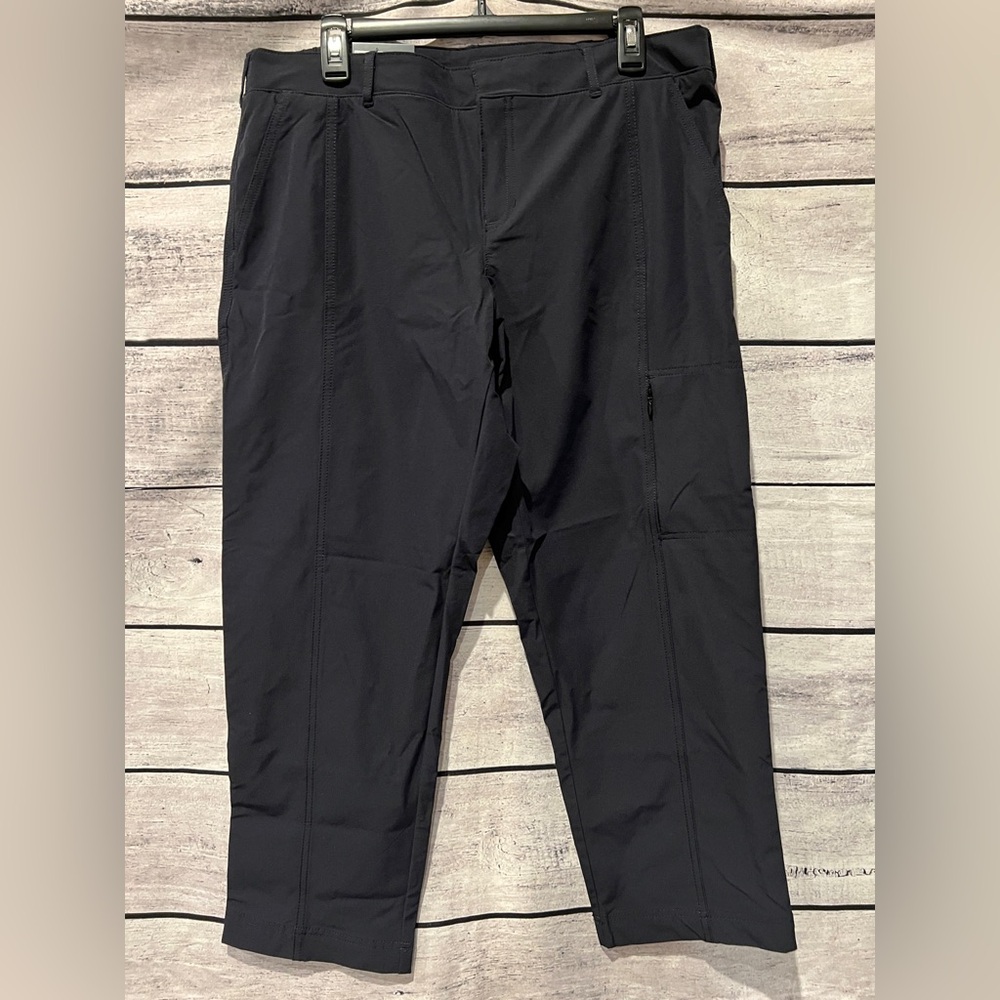 NEW Women's Kirkland Size 12 Stretch Black Travel Hiking Ankle Pants Pockets